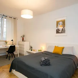apt-cozy-fully-equipped-in-mokotow-district.warsawhotelspoland.com/